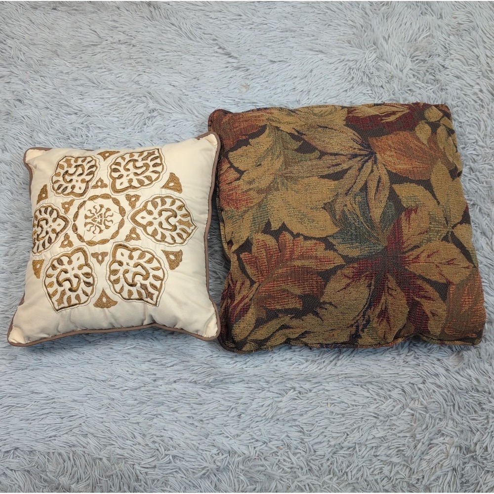 Vintage Set Of 2 Throw Pillows Floral Home Decor Art Comfort